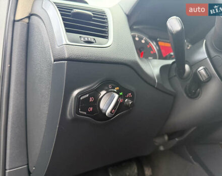 Сірий Ауді Ку 5, об'ємом двигуна 2 л та пробігом 211 тис. км за 9650 $, фото 28 на Automoto.ua