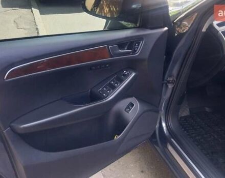 Серый Ауди Ку 5, объемом двигателя 1.98 л и пробегом 179 тыс. км за 12500 $, фото 18 на Automoto.ua