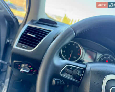 Серый Ауди Ку 5, объемом двигателя 2 л и пробегом 213 тыс. км за 9999 $, фото 40 на Automoto.ua