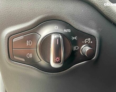 Серый Ауди Ку 5, объемом двигателя 2 л и пробегом 335 тыс. км за 10990 $, фото 25 на Automoto.ua