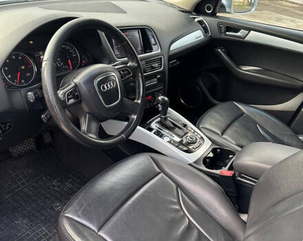 Серый Ауди Ку 5, объемом двигателя 1.98 л и пробегом 211 тыс. км за 12500 $, фото 5 на Automoto.ua