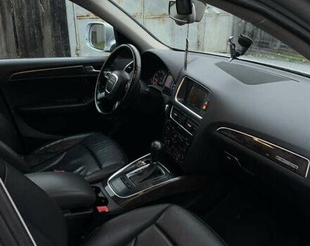 Серый Ауди Ку 5, объемом двигателя 1.98 л и пробегом 350 тыс. км за 12499 $, фото 10 на Automoto.ua