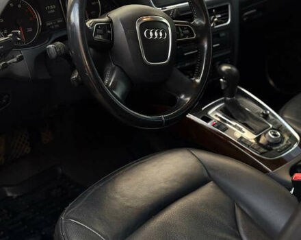 Серый Ауди Ку 5, объемом двигателя 1.98 л и пробегом 296 тыс. км за 14700 $, фото 7 на Automoto.ua