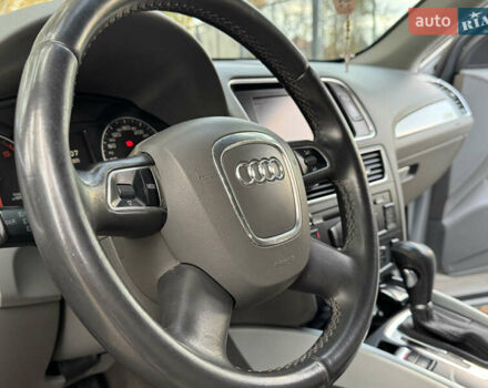 Серый Ауди Ку 5, объемом двигателя 2 л и пробегом 270 тыс. км за 15300 $, фото 24 на Automoto.ua
