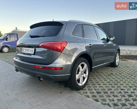 Серый Ауди Ку 5, объемом двигателя 1.98 л и пробегом 167 тыс. км за 15000 $, фото 4 на Automoto.ua