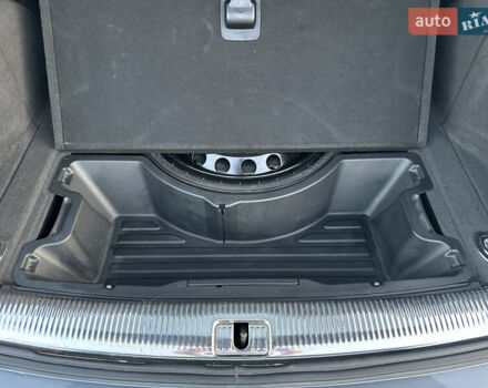 Серый Ауди Ку 5, объемом двигателя 1.98 л и пробегом 167 тыс. км за 15000 $, фото 11 на Automoto.ua