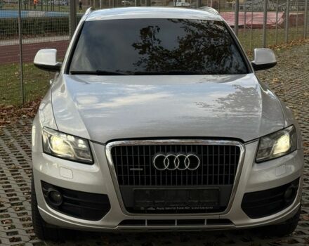 Сірий Ауді Ку 5, об'ємом двигуна 2 л та пробігом 270 тис. км за 15500 $, фото 1 на Automoto.ua