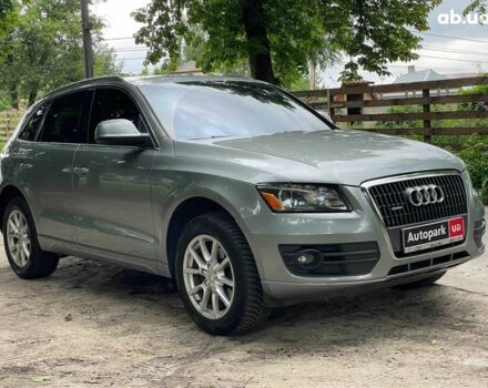 Серый Ауди Ку 5, объемом двигателя 2 л и пробегом 335 тыс. км за 10990 $, фото 4 на Automoto.ua
