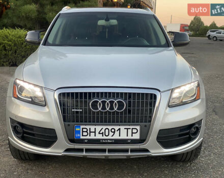 Сірий Ауді Ку 5, об'ємом двигуна 1.98 л та пробігом 260 тис. км за 11400 $, фото 4 на Automoto.ua