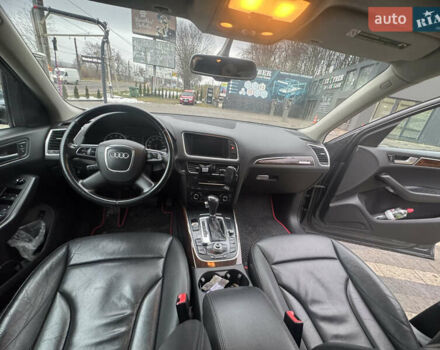 Сірий Ауді Ку 5, об'ємом двигуна 2 л та пробігом 263 тис. км за 11850 $, фото 17 на Automoto.ua