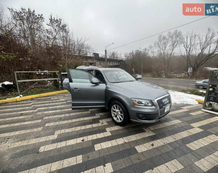 Сірий Ауді Ку 5, об'ємом двигуна 2 л та пробігом 263 тис. км за 11850 $, фото 27 на Automoto.ua