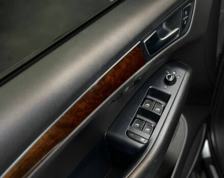 Серый Ауди Ку 5, объемом двигателя 2 л и пробегом 300 тыс. км за 13700 $, фото 6 на Automoto.ua