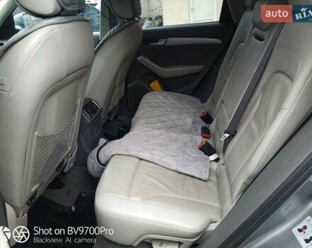 Серый Ауди Ку 5, объемом двигателя 1.98 л и пробегом 252 тыс. км за 12000 $, фото 7 на Automoto.ua