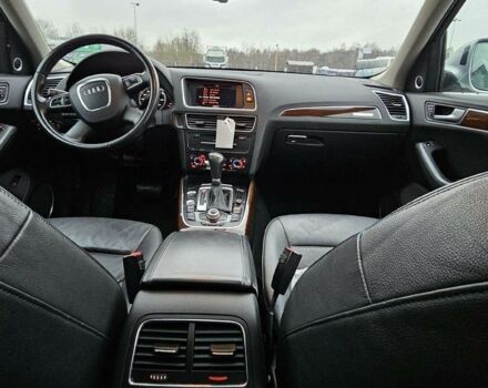 Серый Ауди Ку 5, объемом двигателя 3.2 л и пробегом 182 тыс. км за 7900 $, фото 16 на Automoto.ua