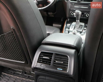 Серый Ауди Ку 5, объемом двигателя 1.98 л и пробегом 334 тыс. км за 8700 $, фото 14 на Automoto.ua