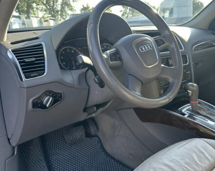Сірий Ауді Ку 5, об'ємом двигуна 1.98 л та пробігом 168 тис. км за 12500 $, фото 19 на Automoto.ua