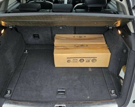 Серый Ауди Ку 5, объемом двигателя 3.2 л и пробегом 182 тыс. км за 7900 $, фото 18 на Automoto.ua