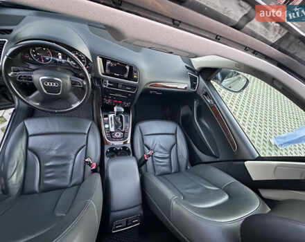 Серый Ауди Ку 5, объемом двигателя 1.98 л и пробегом 167 тыс. км за 15000 $, фото 28 на Automoto.ua