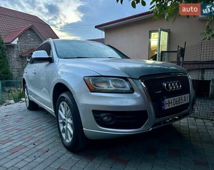 Сірий Ауді Ку 5, об'ємом двигуна 2 л та пробігом 305 тис. км за 9000 $, фото 3 на Automoto.ua