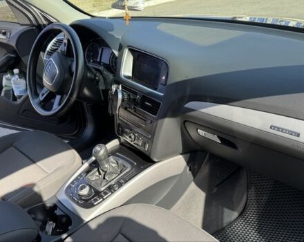 Сірий Ауді Ку 5, об'ємом двигуна 2 л та пробігом 217 тис. км за 14000 $, фото 9 на Automoto.ua