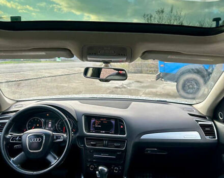 Серый Ауди Ку 5, объемом двигателя 1.98 л и пробегом 211 тыс. км за 12500 $, фото 6 на Automoto.ua