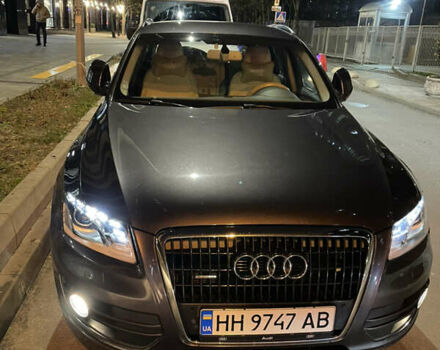 Сірий Ауді Ку 5, об'ємом двигуна 2.97 л та пробігом 250 тис. км за 16000 $, фото 1 на Automoto.ua