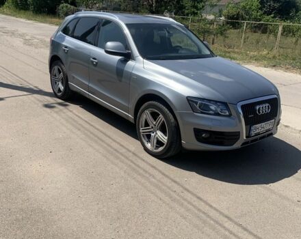 Сірий Ауді Ку 5, об'ємом двигуна 2 л та пробігом 3 тис. км за 18000 $, фото 2 на Automoto.ua