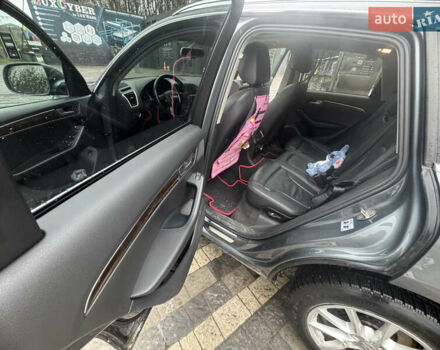 Сірий Ауді Ку 5, об'ємом двигуна 2 л та пробігом 263 тис. км за 11850 $, фото 21 на Automoto.ua