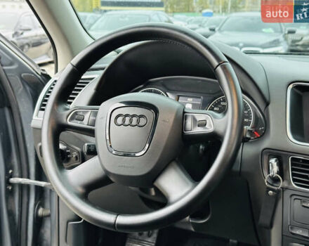 Ауди Ку 5 2011 в Золочеве на Automoto.ua Серый Ауди Ку 5, объемом двигателя 1.98 л и пробегом 235 тыс. км за 13400 $, фото 17 на Automoto.ua