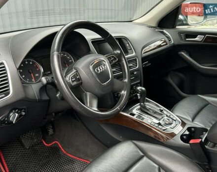 Сірий Ауді Ку 5, об'ємом двигуна 1.98 л та пробігом 263 тис. км за 12699 $, фото 8 на Automoto.ua