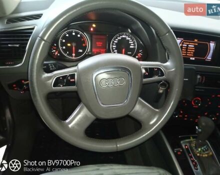 Серый Ауди Ку 5, объемом двигателя 1.98 л и пробегом 252 тыс. км за 12000 $, фото 10 на Automoto.ua