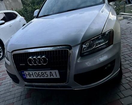 Сірий Ауді Ку 5, об'ємом двигуна 2 л та пробігом 304 тис. км за 9000 $, фото 1 на Automoto.ua