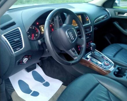 Сірий Ауді Ку 5, об'ємом двигуна 2 л та пробігом 210 тис. км за 10000 $, фото 6 на Automoto.ua