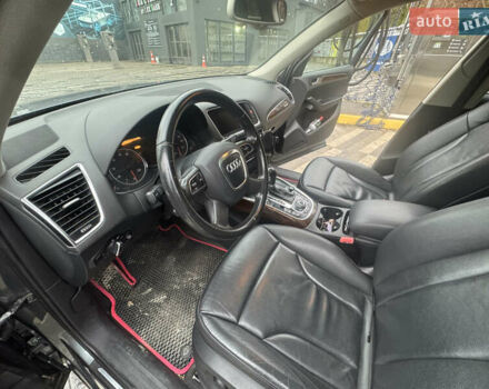 Сірий Ауді Ку 5, об'ємом двигуна 2 л та пробігом 263 тис. км за 11850 $, фото 19 на Automoto.ua