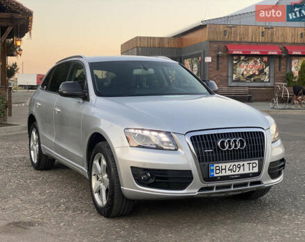 Сірий Ауді Ку 5, об'ємом двигуна 1.98 л та пробігом 260 тис. км за 11400 $, фото 3 на Automoto.ua