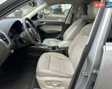 Серый Ауди Ку 5, объемом двигателя 1.97 л и пробегом 233 тыс. км за 16999 $, фото 9 на Automoto.ua