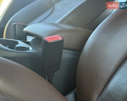 Сірий Ауді Ку 5, об'ємом двигуна 2 л та пробігом 220 тис. км за 12750 $, фото 64 на Automoto.ua