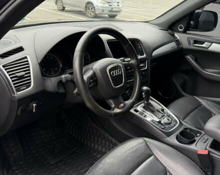 Серый Ауди Ку 5, объемом двигателя 3.2 л и пробегом 240 тыс. км за 11500 $, фото 31 на Automoto.ua