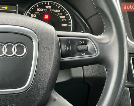 Серый Ауди Ку 5, объемом двигателя 2 л и пробегом 227 тыс. км за 16200 $, фото 12 на Automoto.ua