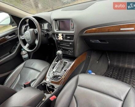 Сірий Ауді Ку 5, об'ємом двигуна 1.98 л та пробігом 270 тис. км за 14700 $, фото 14 на Automoto.ua