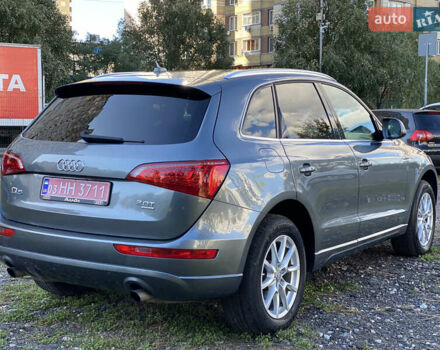 Ауди Ку 5 2012 в Киеве на Automoto.ua Серый Ауди Ку 5, объемом двигателя 2 л и пробегом 221 тыс. км за 13699 $, фото 5 на Automoto.ua