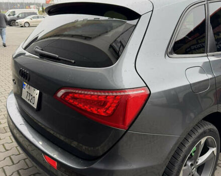 Серый Ауди Ку 5, объемом двигателя 3.2 л и пробегом 240 тыс. км за 11500 $, фото 11 на Automoto.ua