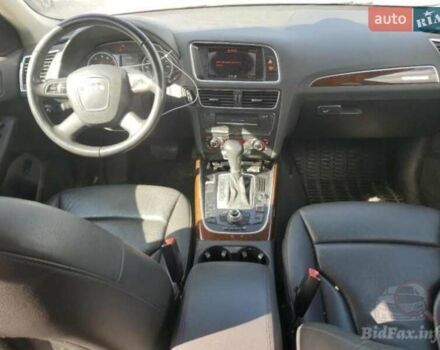 Серый Ауди Ку 5, объемом двигателя 2 л и пробегом 133 тыс. км за 8500 $, фото 7 на Automoto.ua