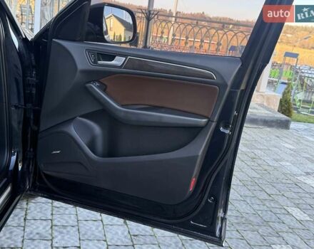 Сірий Ауді Ку 5, об'ємом двигуна 2 л та пробігом 220 тис. км за 12750 $, фото 49 на Automoto.ua