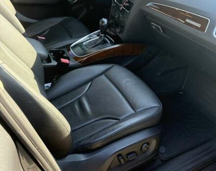 Серый Ауди Ку 5, объемом двигателя 1.98 л и пробегом 175 тыс. км за 12500 $, фото 1 на Automoto.ua