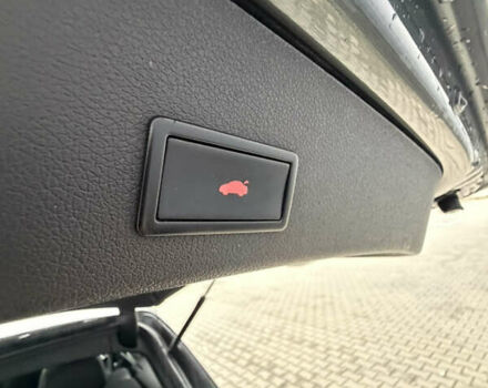 Серый Ауди Ку 5, объемом двигателя 3.2 л и пробегом 240 тыс. км за 11500 $, фото 35 на Automoto.ua