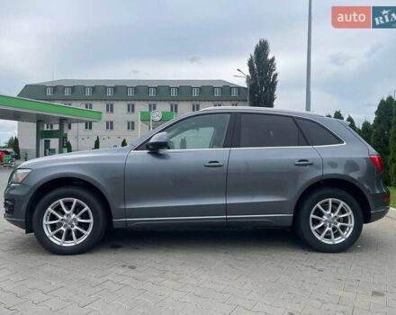 Сірий Ауді Ку 5, об'ємом двигуна 2 л та пробігом 221 тис. км за 12600 $, фото 6 на Automoto.ua
