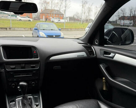 Серый Ауди Ку 5, объемом двигателя 3.2 л и пробегом 240 тыс. км за 11500 $, фото 44 на Automoto.ua