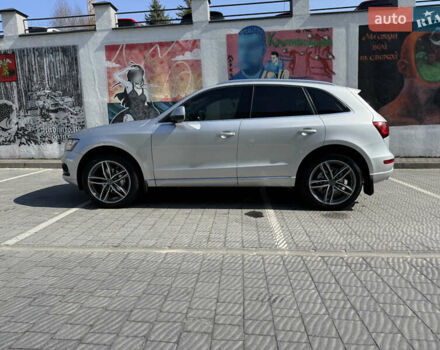 Серый Ауди Ку 5, объемом двигателя 1.98 л и пробегом 288 тыс. км за 12300 $, фото 3 на Automoto.ua