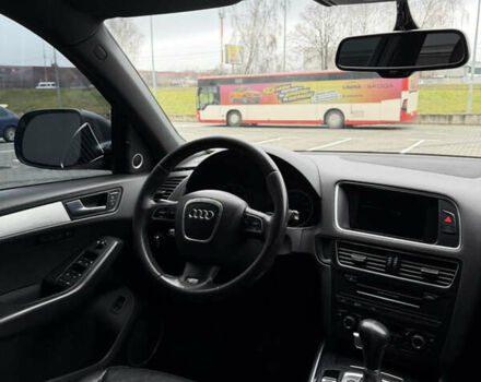 Серый Ауди Ку 5, объемом двигателя 3.2 л и пробегом 240 тыс. км за 11500 $, фото 45 на Automoto.ua